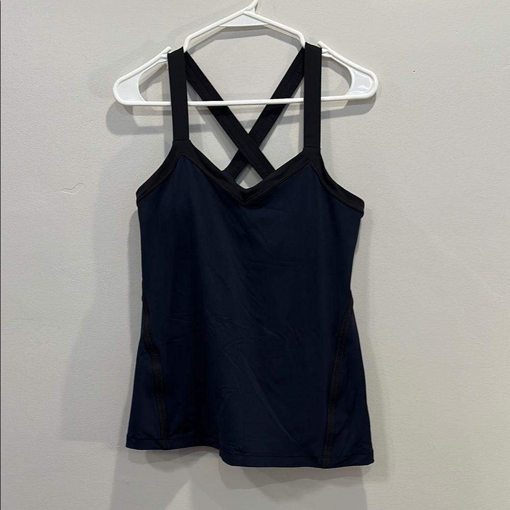 Lululemon Athletica Navy and Black Strappy Tank. Size M.